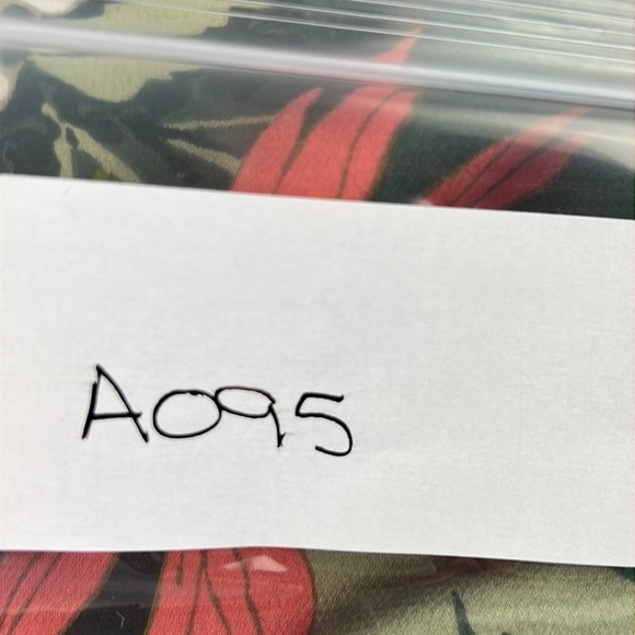 Banana Republic Green Floral Sleeveless Dillon Shirt - Picture 10 of 10